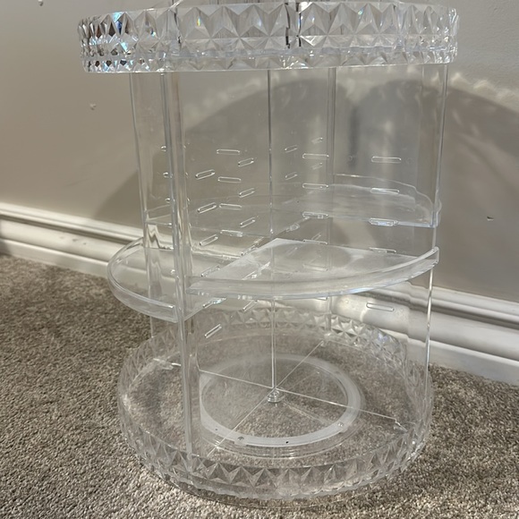 Spinning Jewelry/Makeup Holder - Picture 3 of 3